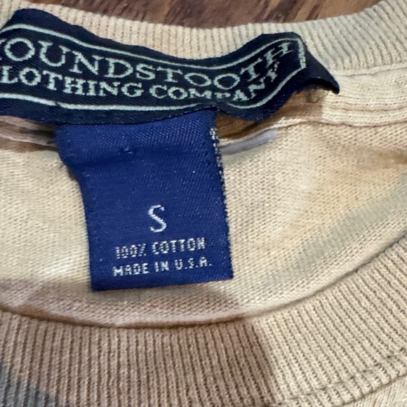 Arkansas Razorbacks Tan T-Shirt - Picture 4 of 5